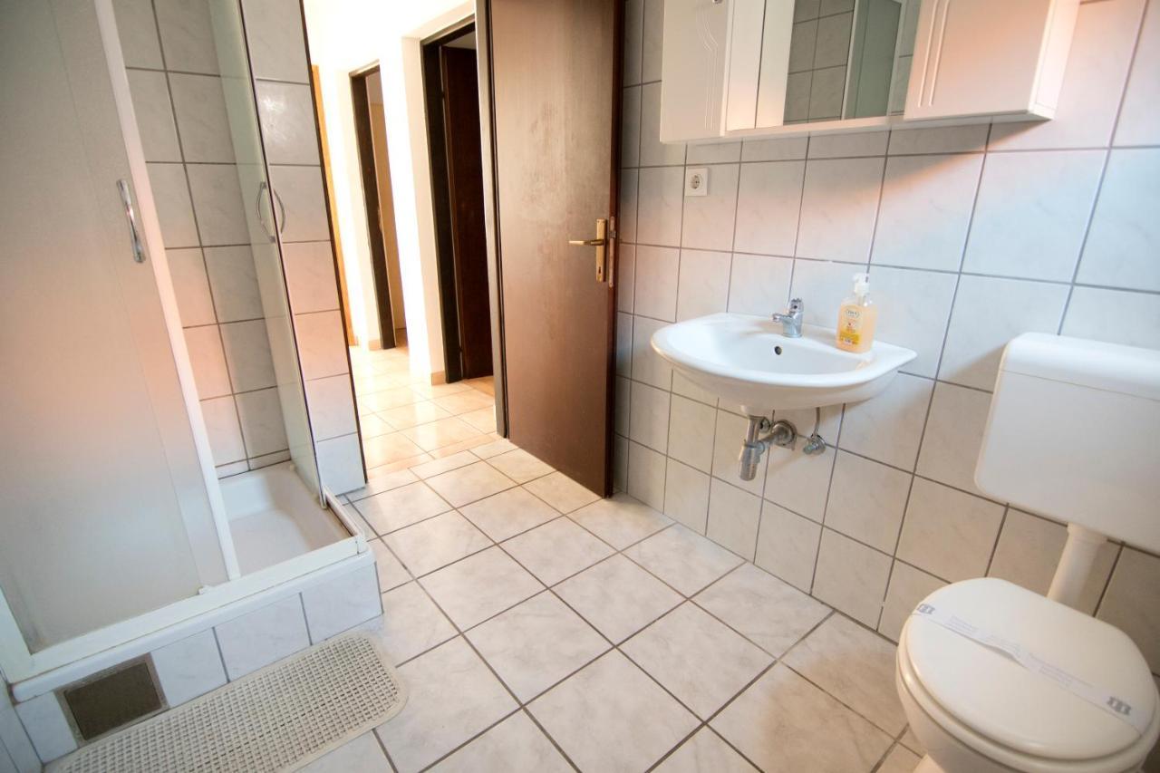 Apartmani Juric Vir Exterior photo